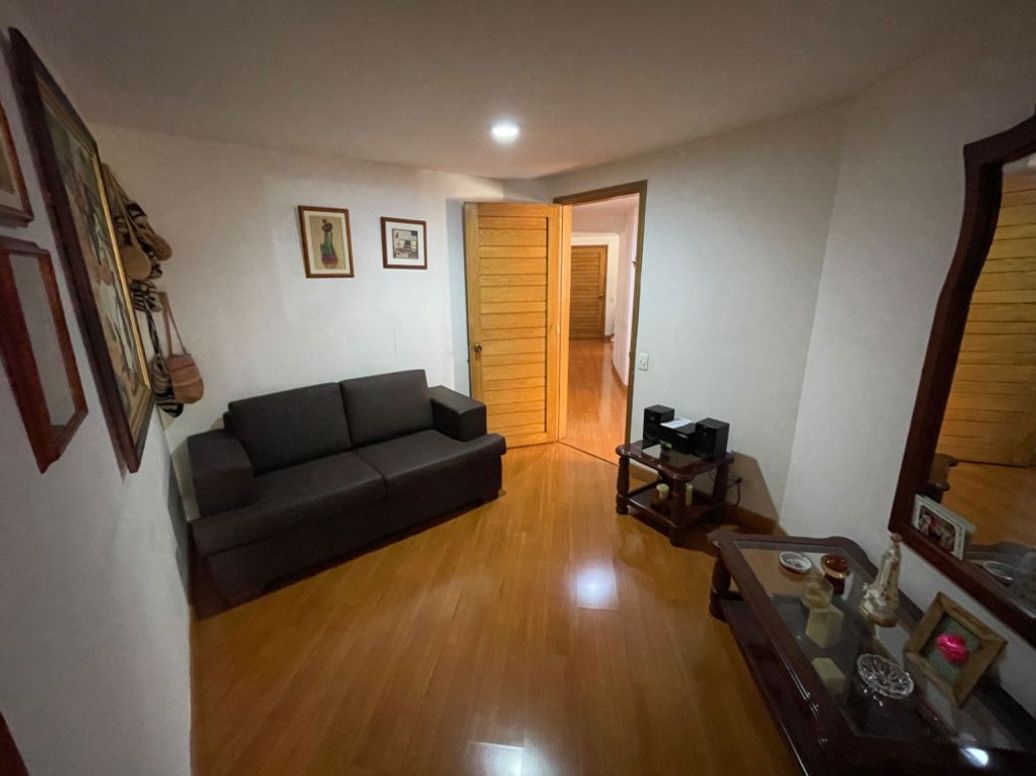 Apartamento de 3 alcobas en venta en Santa Barbara Central, Bogotá, 115 m² · foto 19 de 20