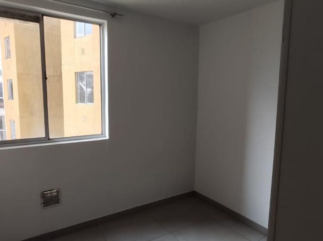 Apartamento de 3 alcobas en venta en El Ensueño, Bogotá, 65 m² · foto 9 de 15