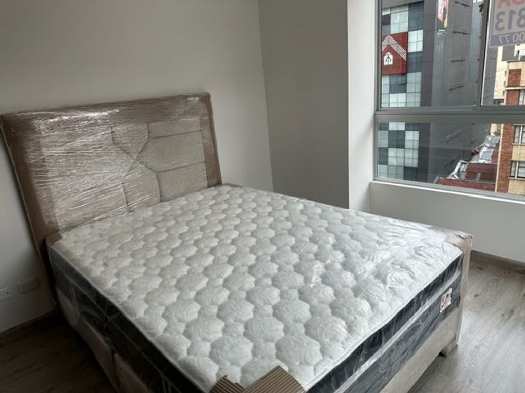 Apartaestudio en venta en La Veracruz, Bogotá, 26 m² · foto 8 de 10