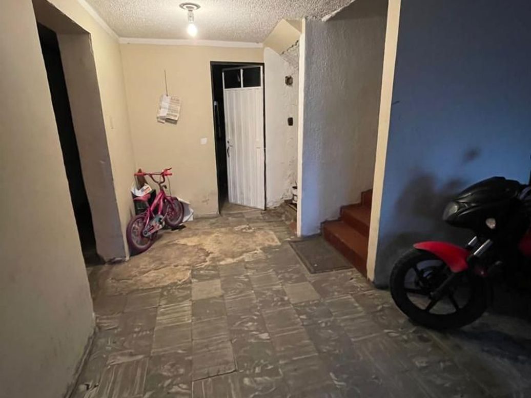 Casa de 13 alcobas en venta en San Antonio Norte, Bogotá, 500 m² · foto 4 de 20
