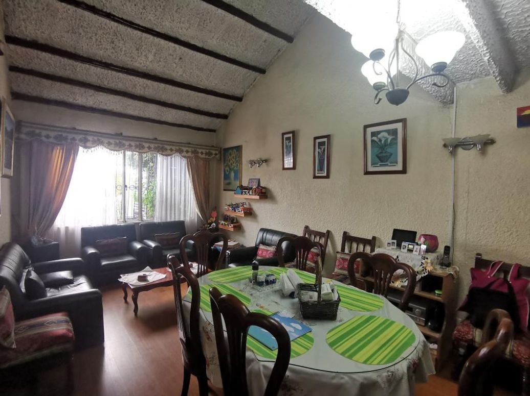 Casa de 3 alcobas en venta en Villa Claudia Et. Ii, Bogotá, 139 m² · foto 2 de 17