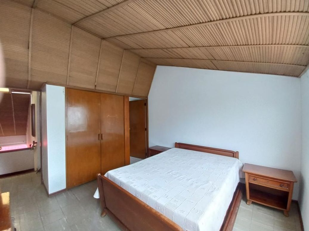 Casa de 5 alcobas en venta en Niza, Bogotá, 364 m² · foto 18 de 20