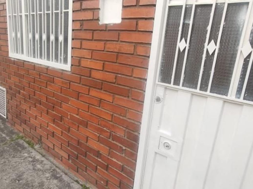 Casa de 3 alcobas en venta en Cr. La Balvanera, Bogotá, 120 m² · foto 2 de 20