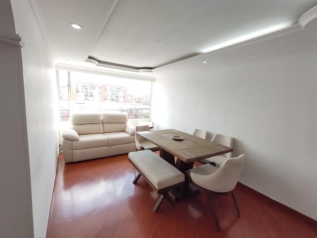 Apartamento de 3 alcobas en venta en San José De Bavaria, Bogotá, 67 m² · foto 3 de 20
