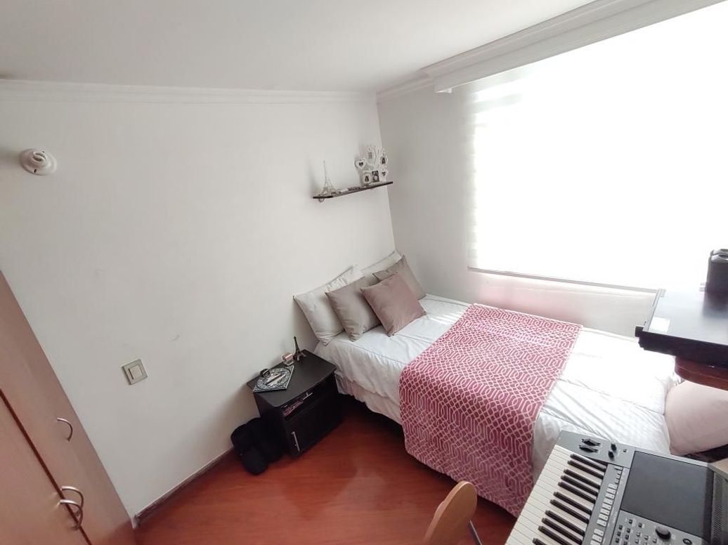 Apartamento de 3 alcobas en venta en San José De Bavaria, Bogotá, 67 m² · foto 12 de 20