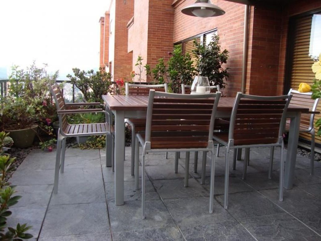 Apartamento de 3 alcobas en venta en El Refugio, Bogotá, 240 m² · foto 6 de 20