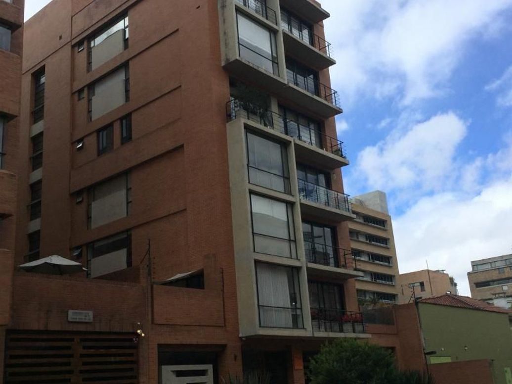 Apartamento de 1 alcoba en venta en Chico, Bogotá, 50 m² · foto 3 de 20