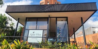 En el exclusivo sector del Vergel enclavado el la mas exhuberante montaña disfrute de aire puro vistas sinigual y la mayor tranquilidad AGUAVIVA DEL VERGEL para disfrutar hermoso apartamento