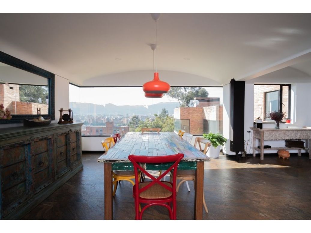 Apartamento de 3 alcobas en venta en Los Naranjos, Bogotá, 277 m² · foto 5 de 10