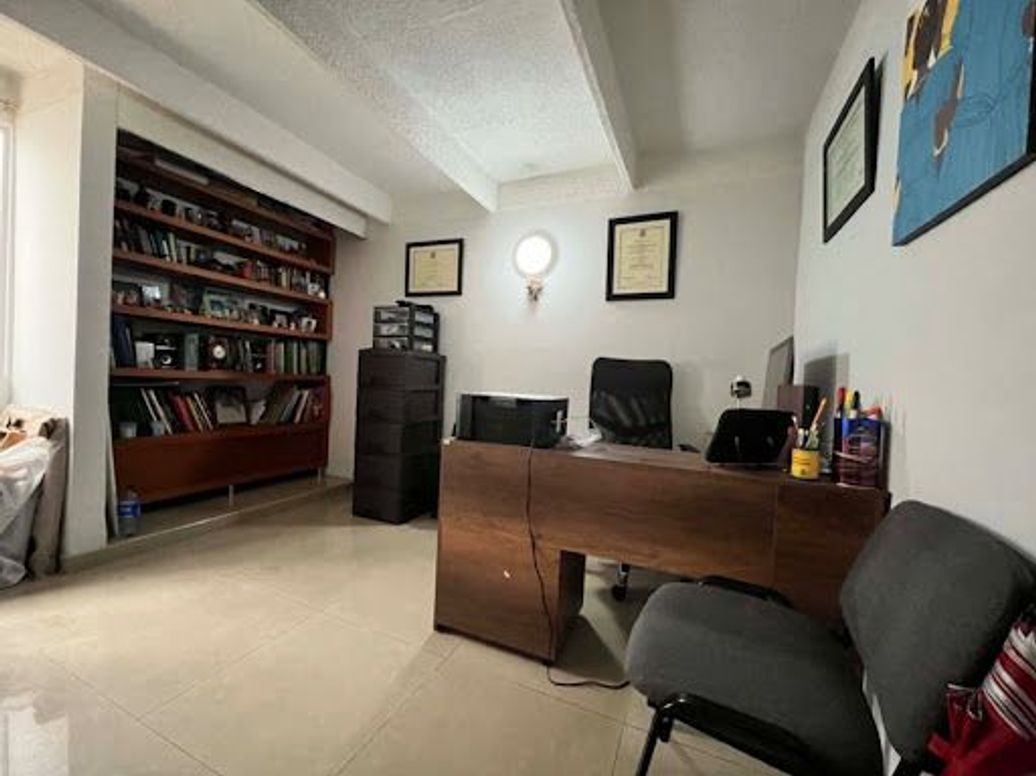 Casa de 3 alcobas en venta en Castilla, Bogotá, 209 m² · foto 10 de 20