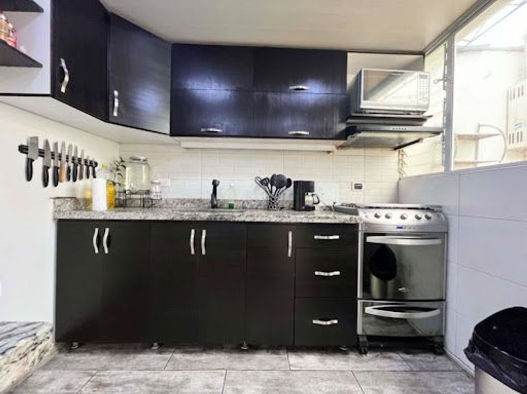 Casa de 3 alcobas en venta en Castilla, Bogotá, 209 m² · foto 12 de 20