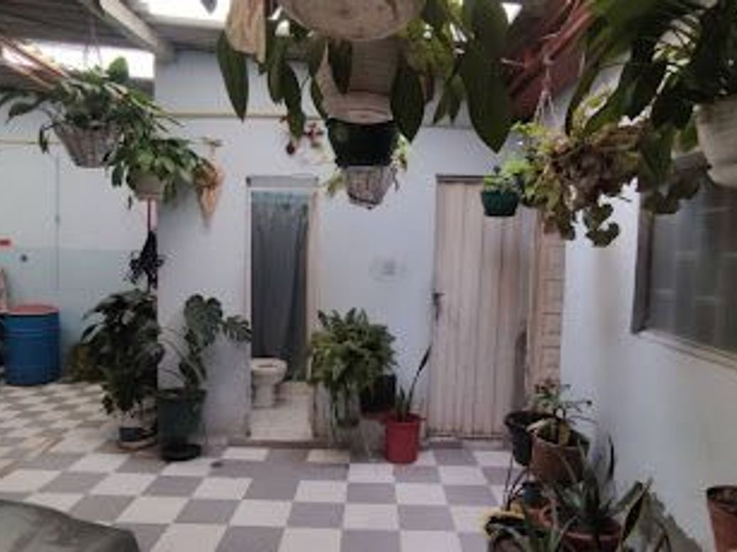 Casa de 8 alcobas en venta en Ciudad Kennedy, Bogotá, 234 m² · foto 18 de 20