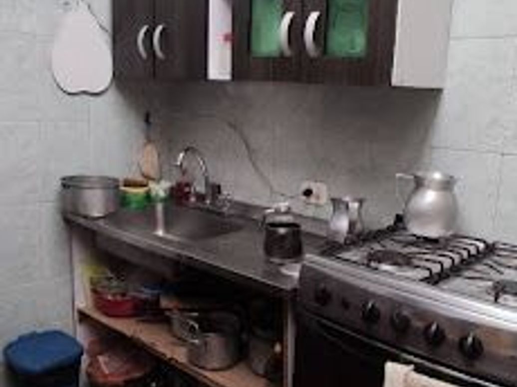 Casa de 8 alcobas en venta en Ciudad Kennedy, Bogotá, 234 m² · foto 8 de 20