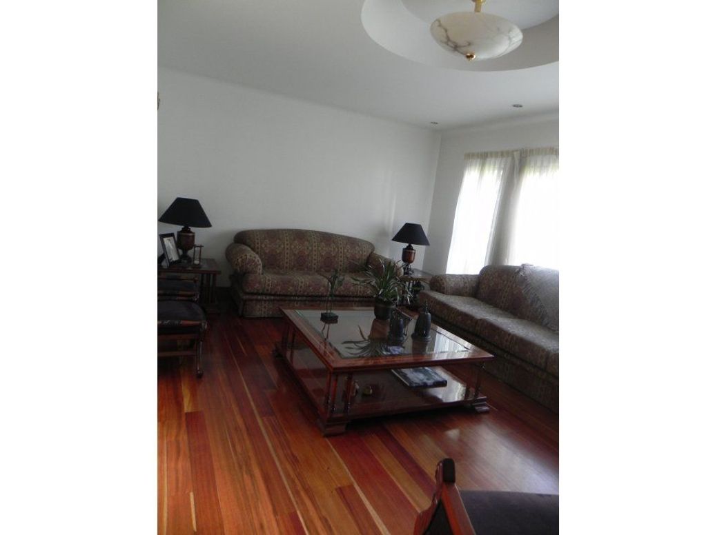 Casa de 4 alcobas en venta en Gratamira, Bogotá, 380 m² · foto 6 de 18