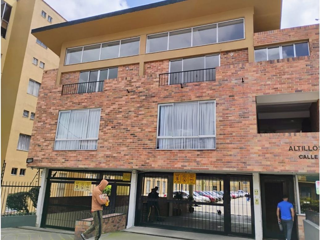 Apartamento de 2 alcobas en venta en Los Naranjos, Bogotá, 30 m² · foto 2 de 20