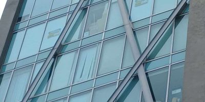 ¡Oficina con excelente vista panorámica,  buena distribución de espacios, grande, iluminada, este es el lugar que necesita su negocio para expandirse y renovarse, ven a visitarnos!