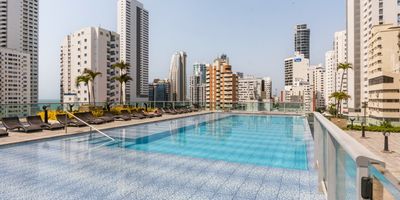 Disfruta de la privacidad y el lujo que mereces en este aparta estudio de ensueño, Eleva tu estilo de vida, no te conformes con menos, esta opción es la mejor,  cuenta con excelentes acabados, amoblado y diseñado exclusivamente para una persono o pareja, deléitate con esta vista panorámica increíblemente hermosa, contáctanos.