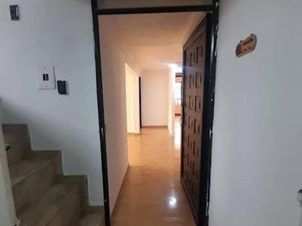 Casa de 5 alcobas en venta en Veraguas, Bogotá, 280 m² · foto 10 de 20