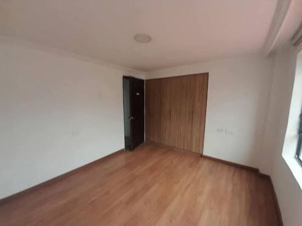 Casa de 5 alcobas en venta en Veraguas, Bogotá, 280 m² · foto 19 de 20