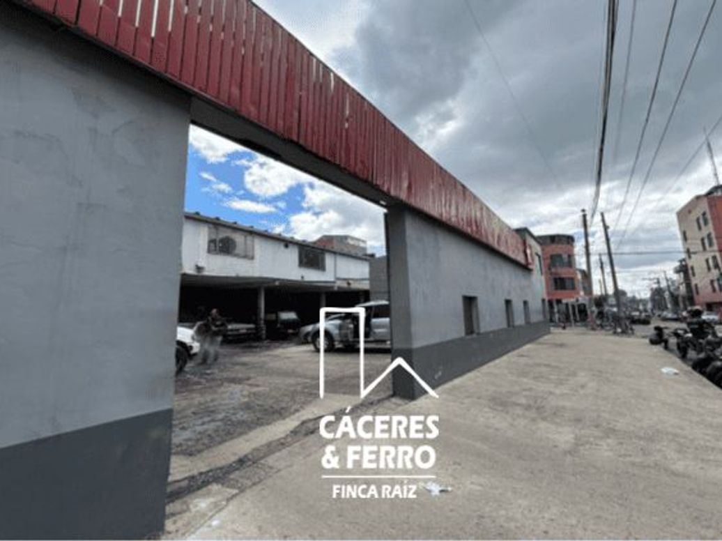 Casa de 4 alcobas en venta en Los Alcázares, Bogotá, 386 m² · foto 5 de 11