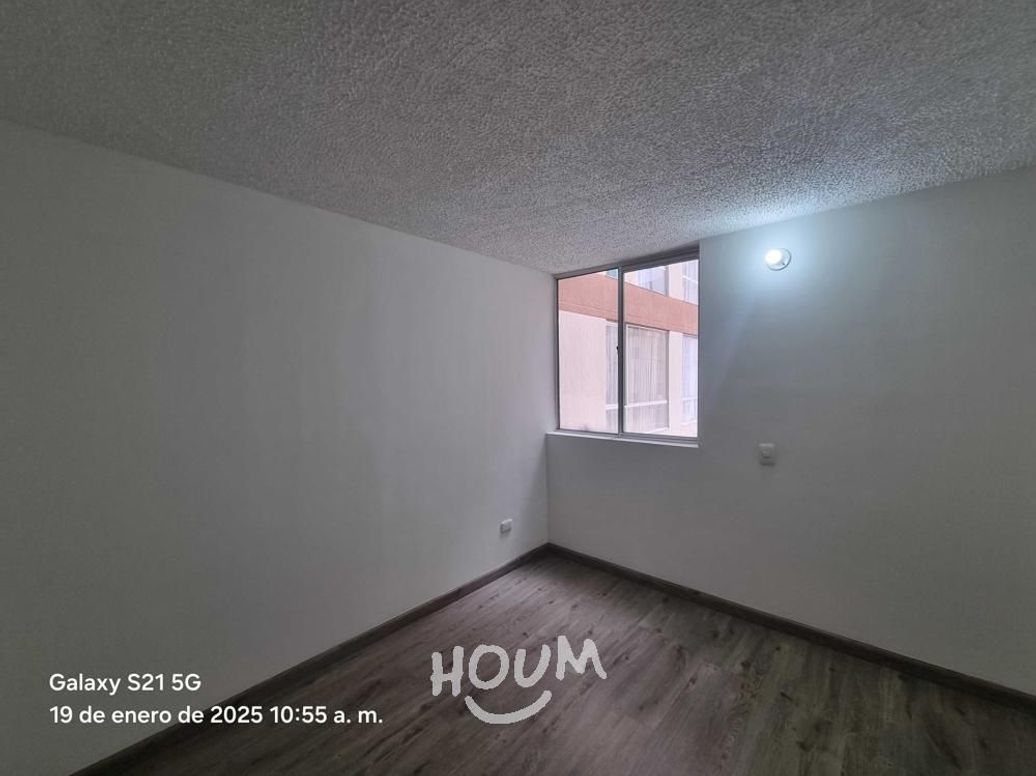 Apartamento de 2 alcobas en venta en Rincón De La Valvanera, Bogotá, 32 m² · foto 2 de 13
