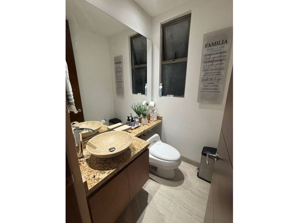 Apartamento de 3 alcobas en venta en Colina Campestre, Bogotá, 224 m² · foto 6 de 8