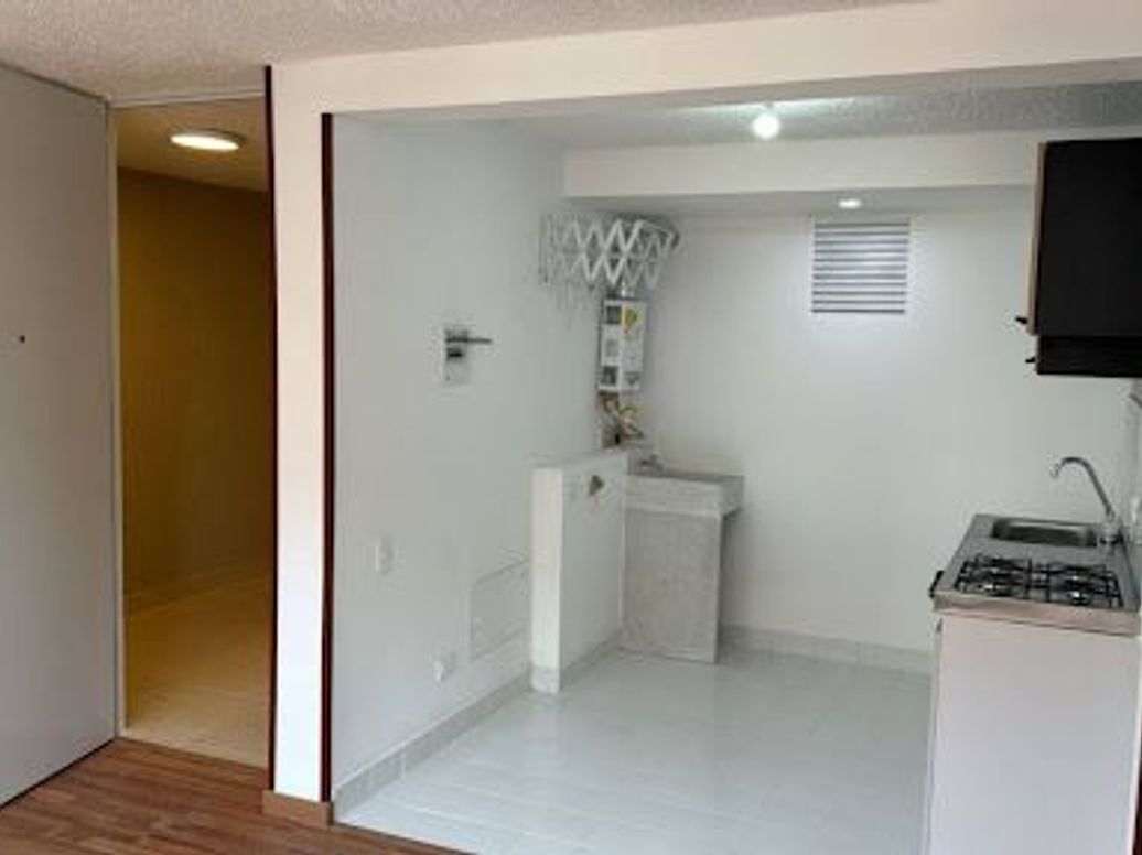 Apartamento de 2 alcobas en venta en Ciudad Salitre, Bogotá, 43 m² · foto 2 de 20