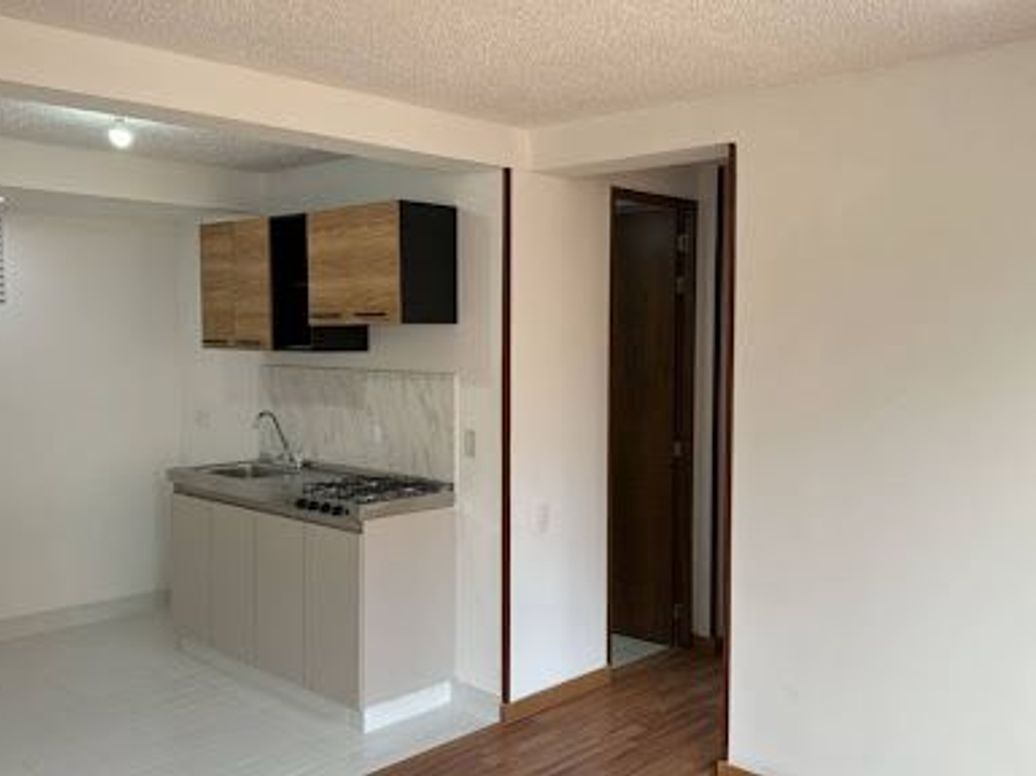 Apartamento de 2 alcobas en venta en Ciudad Salitre, Bogotá, 43 m² · foto 3 de 20