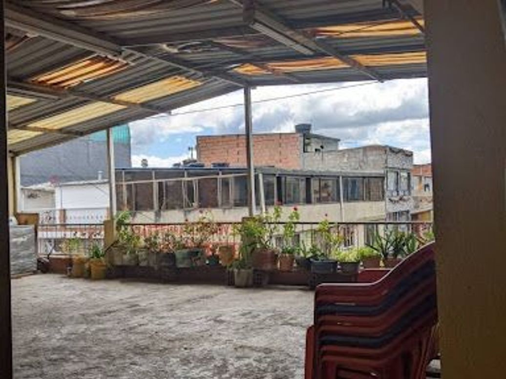 Casa de 8 alcobas en venta en Bosques De Maríana, Bogotá, 312 m² · foto 4 de 20