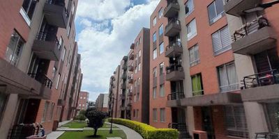 [VEN] ID HOUM: 145433

En Houm te ayudamos de forma fácil y segura. Los beneficios de comprar con nosotros:
    • Te ayudamos a conseguir financiamiento a través de una asesoría personalizada
    • Mediación y seguimiento de todo el proceso
    • Ponemos a tu disposición profesionales en notariado, registro y asesoría jurídica
¡Solo te preocupas de las firmas!

Departamento en venta, ubicado en el barrio Barrio La Estacion, con una superficie construida de 50.73 m² y superficie total de 54.74 m². 

Sus principales características son:

    • 2 dormitorios
    • 2 baños
    • Admite mascotas
    • Año de construcción: 2020
    • Cuarto de lavado
            
Además, el inmueble cuenta con las siguientes amenidades:

    • Salón de eventos
    • Vigilancia 24 hrs
    • Zona de juegos
    • Alberca
    • Gimnasio
    • Zona de asadores

Si compras con nosotros, te brindamos asesoría personalizada durante todo el proceso.
Más que una inmobiliaria, somos Houm.
*Aplican T&C