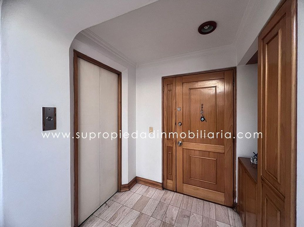 Apartamento de 4 alcobas en venta en San Patricio, Bogotá, 202 m² · foto 8 de 20
