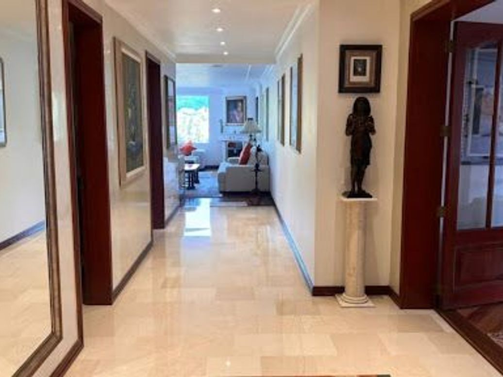 Apartamento de 3 alcobas en venta en La Calleja, Bogotá, 246 m² · foto 6 de 20