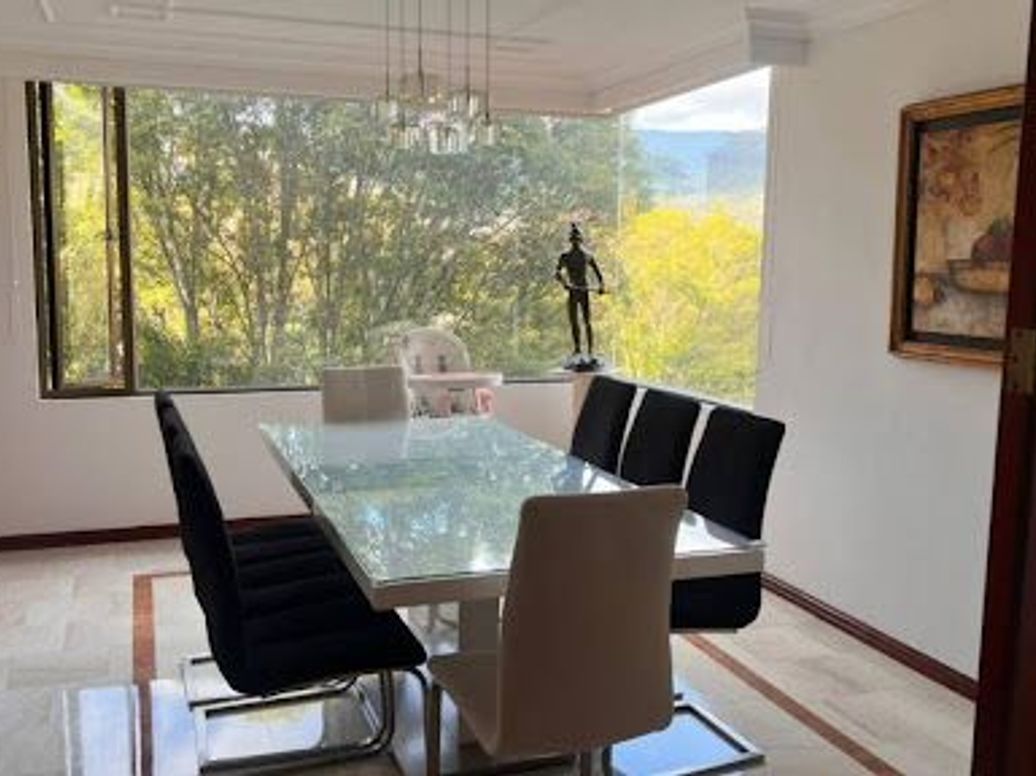 Apartamento de 3 alcobas en venta en La Calleja, Bogotá, 246 m² · foto 8 de 20