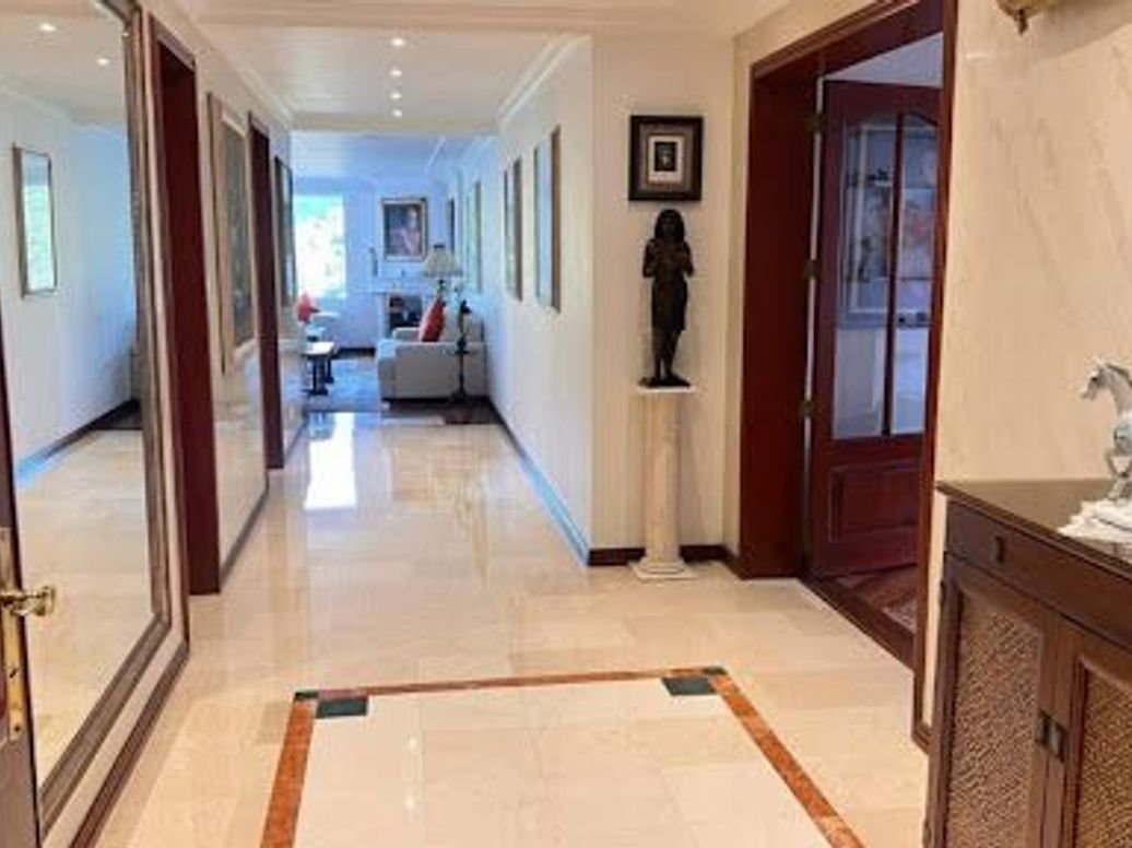 Apartamento de 3 alcobas en venta en La Calleja, Bogotá, 246 m² · foto 5 de 20