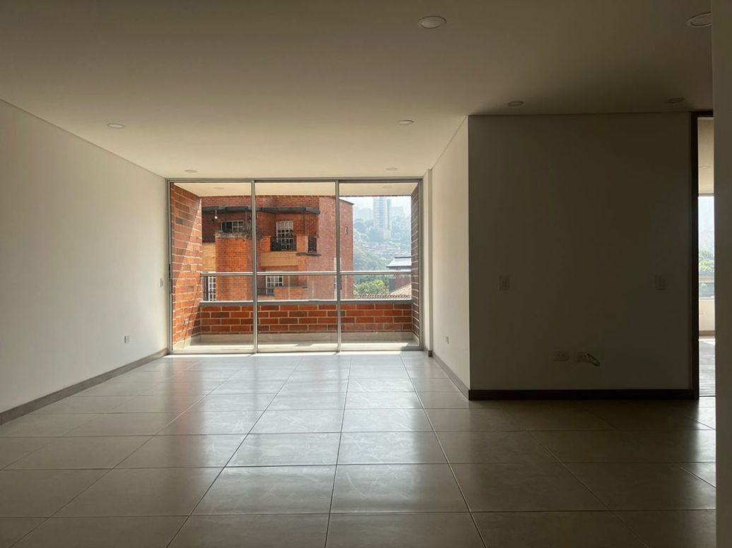 Apartamento en Arriendo en Villa Santa Teresa, Comuna 2, Envigado en Villa Santa Teresa