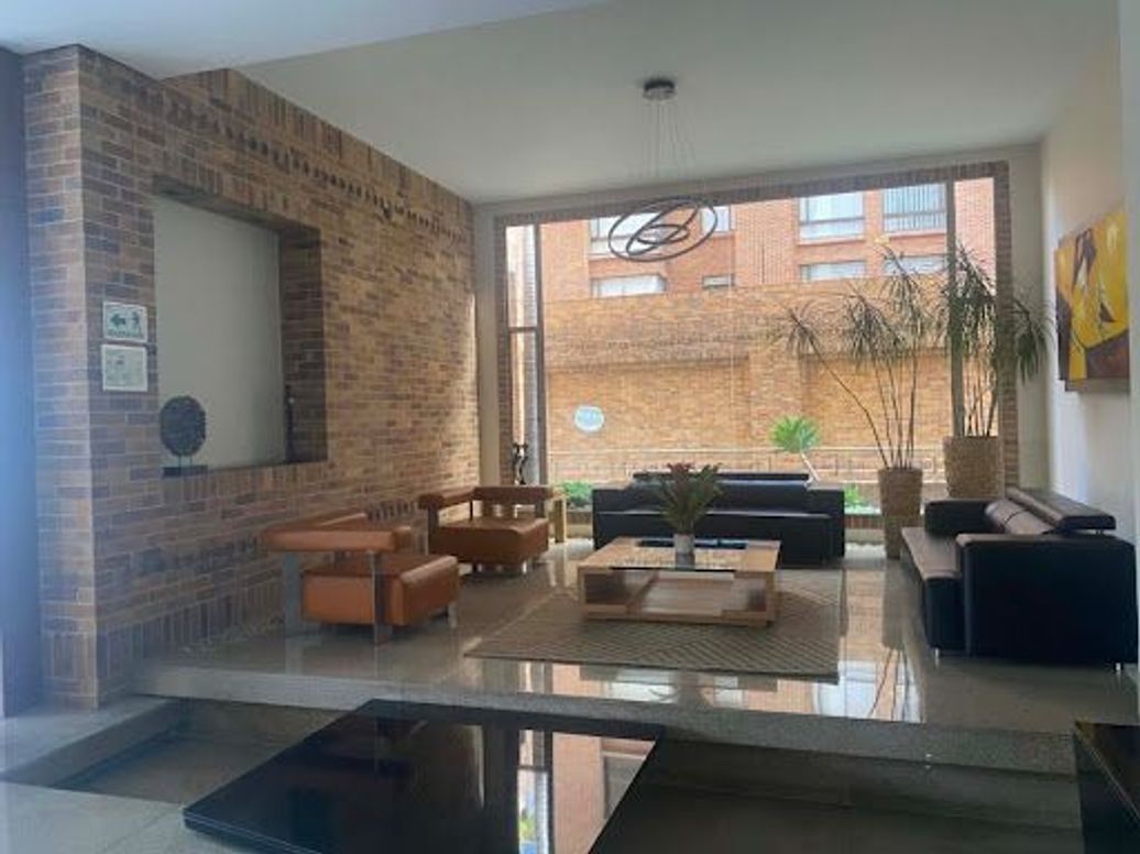 Apartamento de 3 alcobas en venta en Unicentro, Bogotá, 268 m² · foto 6 de 19