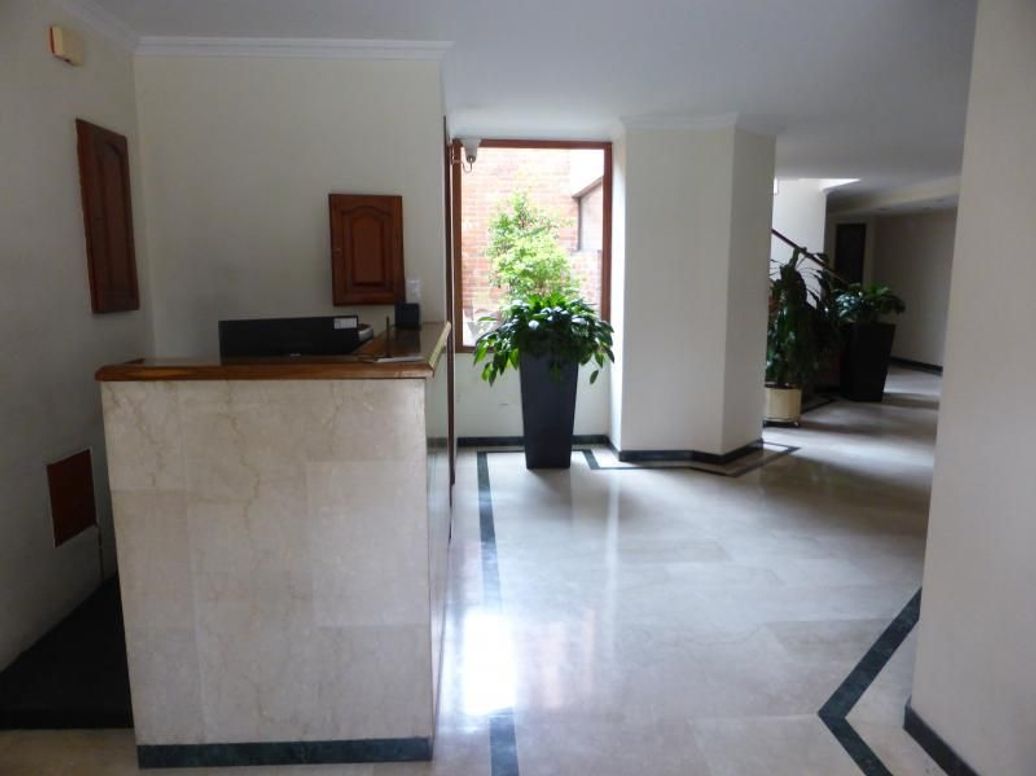 Apartamento de 3 alcobas en venta en Santa Bibiana, Bogotá, 188 m² · foto 2 de 20