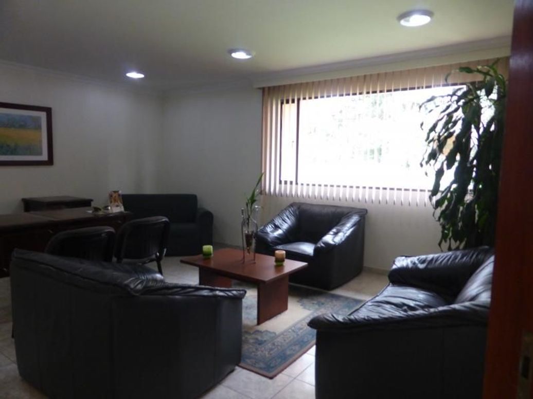 Apartamento de 3 alcobas en venta en Santa Bibiana, Bogotá, 188 m² · foto 3 de 20