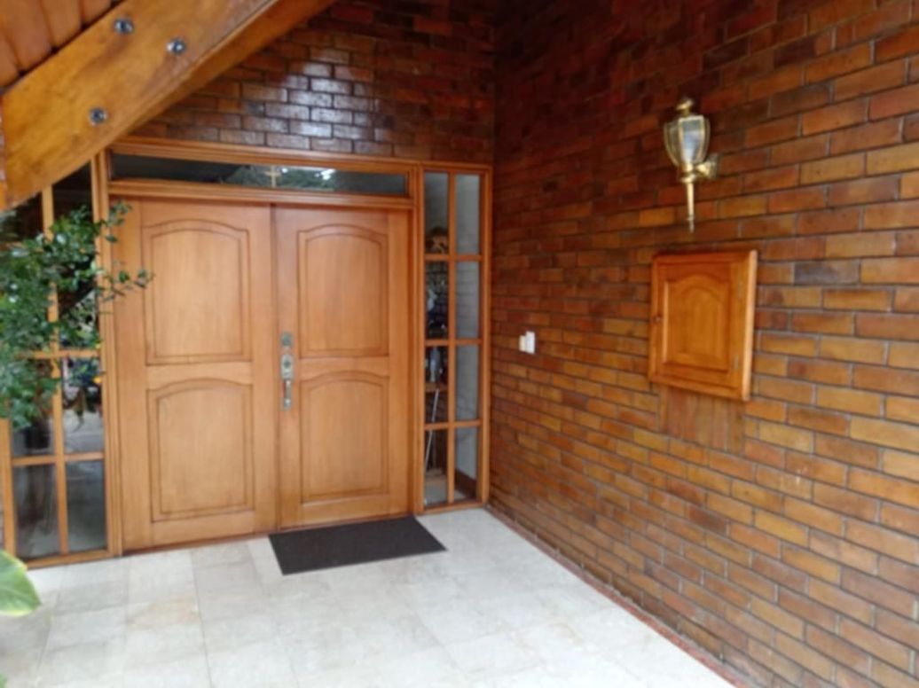 Casa de 3 alcobas en venta en Niza Suba, Bogotá, 290 m² · foto 2 de 20