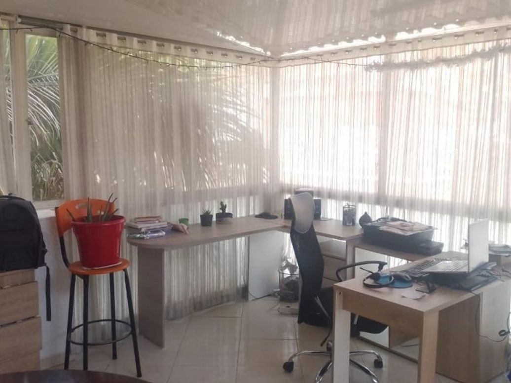 Casa de 5 alcobas en venta en Carmen Norte, Bogotá, 224 m² · foto 5 de 6