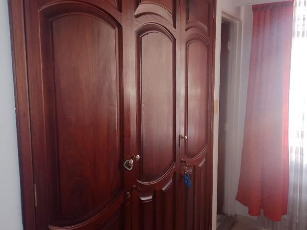 Casa de 5 alcobas en venta en Carmen Norte, Bogotá, 224 m² · foto 4 de 6
