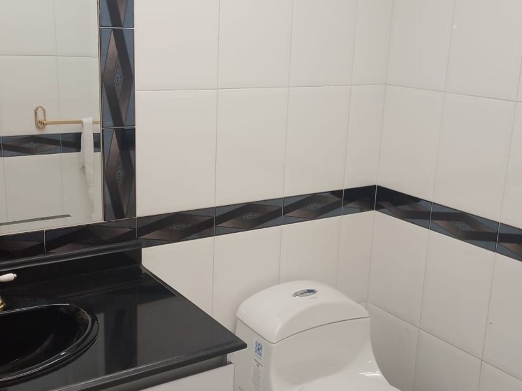 Casa de 3 alcobas en venta en Santa Barbara Alta, Bogotá, 442 m² · foto 12 de 20