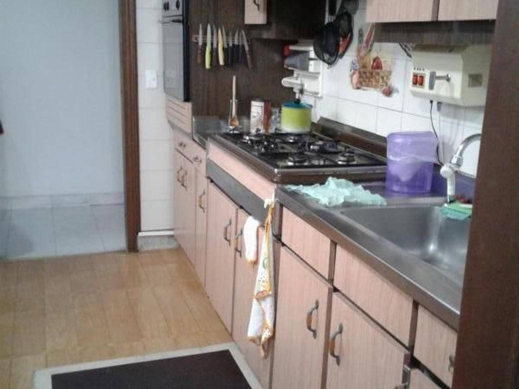 Apartamento de 3 alcobas en venta en Chico, Bogotá, 203 m² · foto 7 de 13