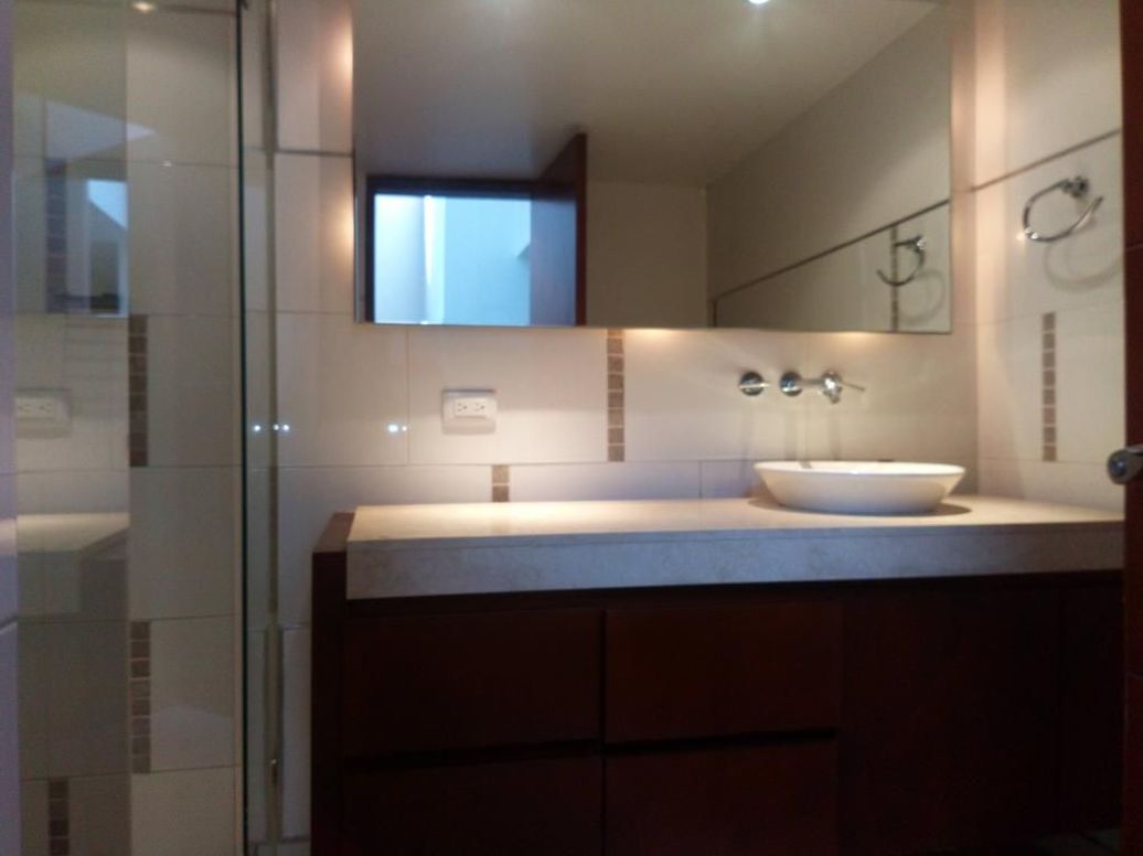 Apartamento de 4 alcobas en venta en El Refugio, Bogotá, 460 m² · foto 16 de 20