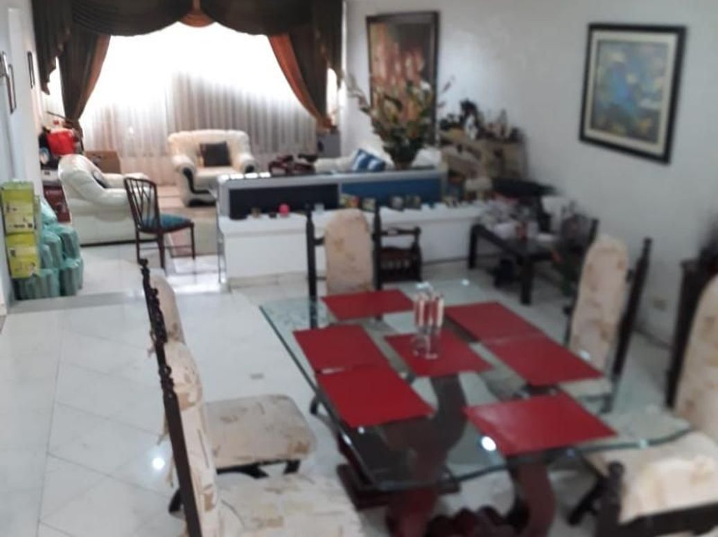 Casa de 4 alcobas en venta en La Florida, Bogotá, 268 m² · foto 3 de 20