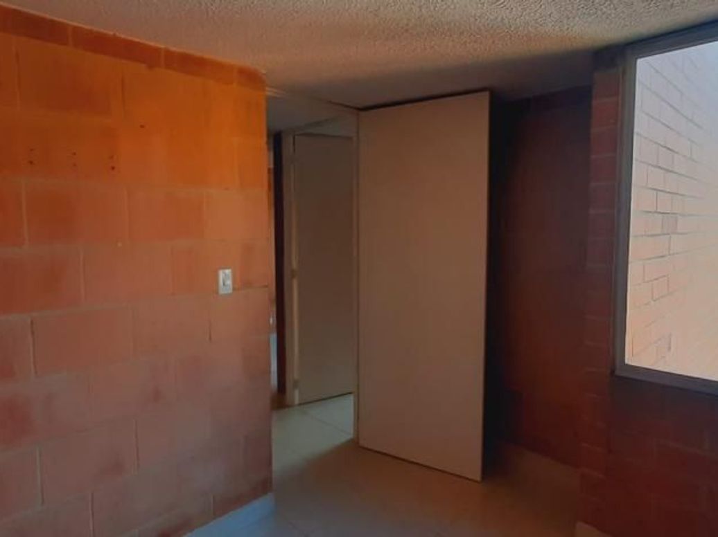 Apartamento de 3 alcobas en venta en San Vicente, Bogotá, 51 m² · foto 9 de 11