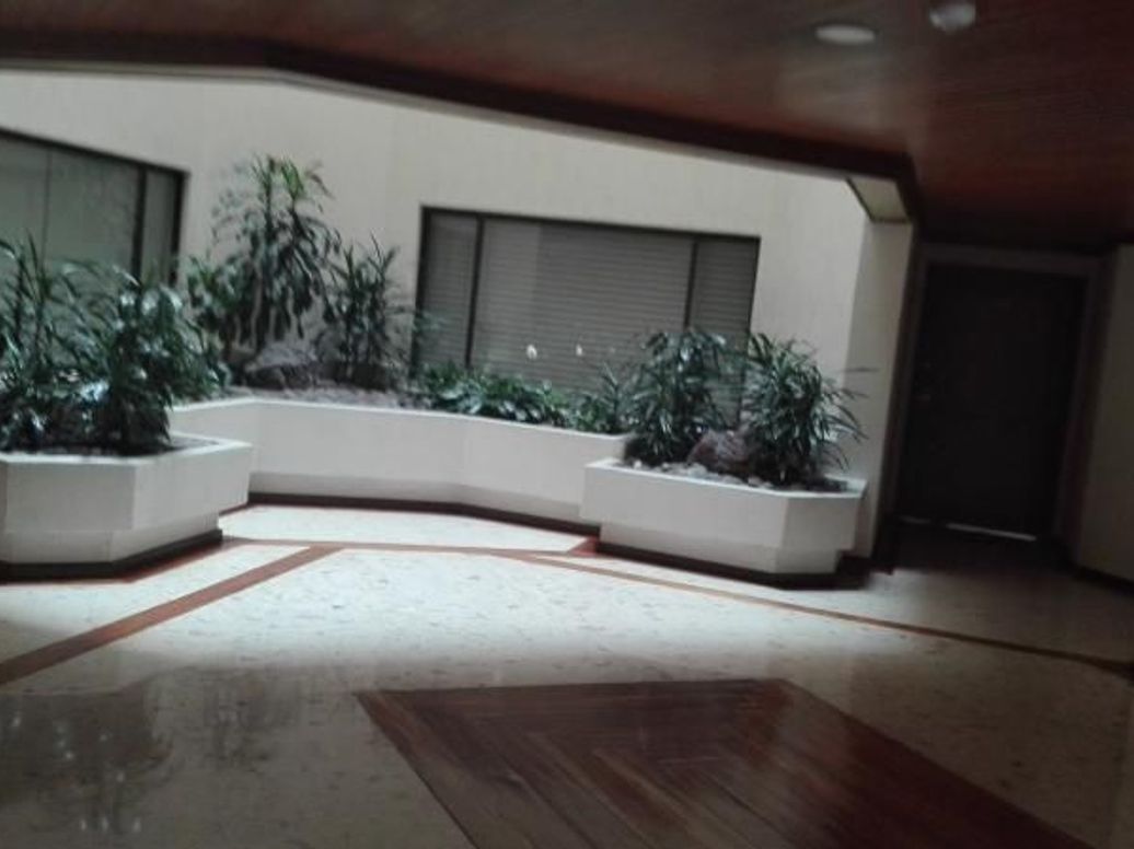 Apartamento de 3 alcobas en venta en Chico Norte Et. Iii, Bogotá, 119 m² · foto 4 de 20