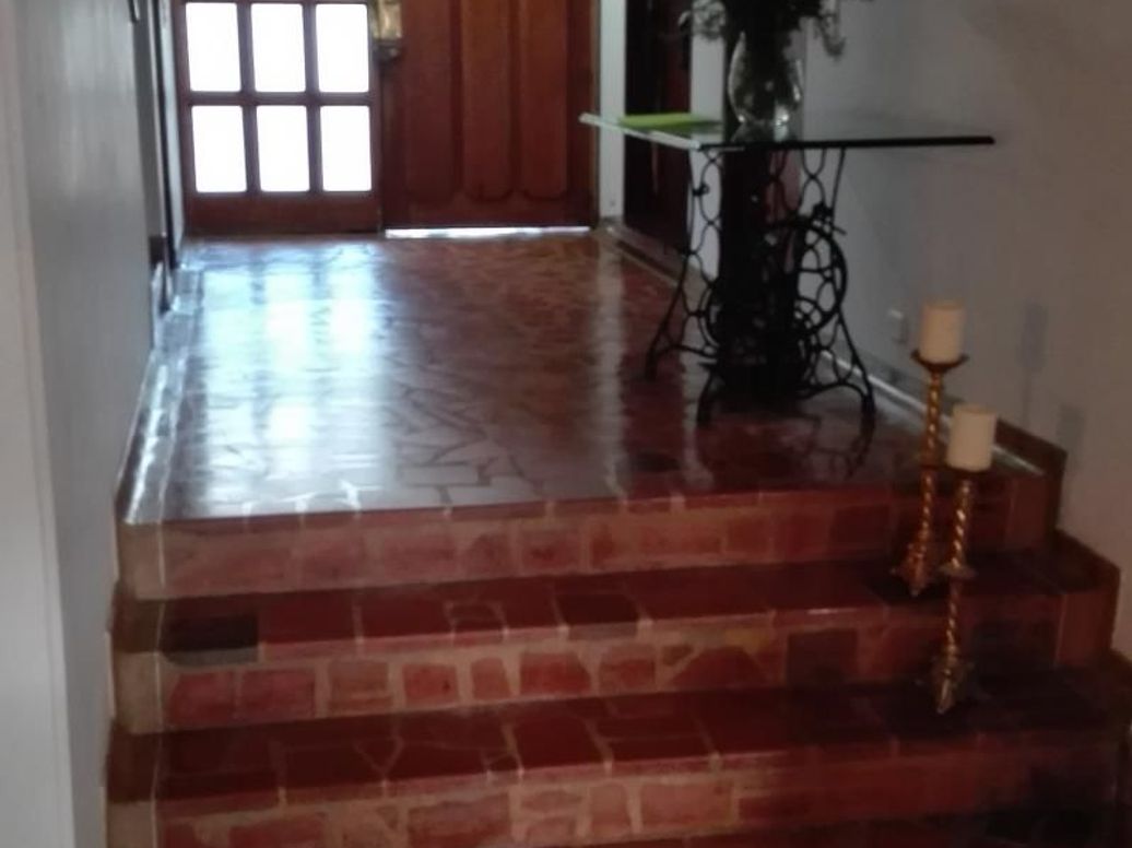 Casa de 5 alcobas en venta en Santa Barbara Central, Bogotá, 515 m² · foto 5 de 20