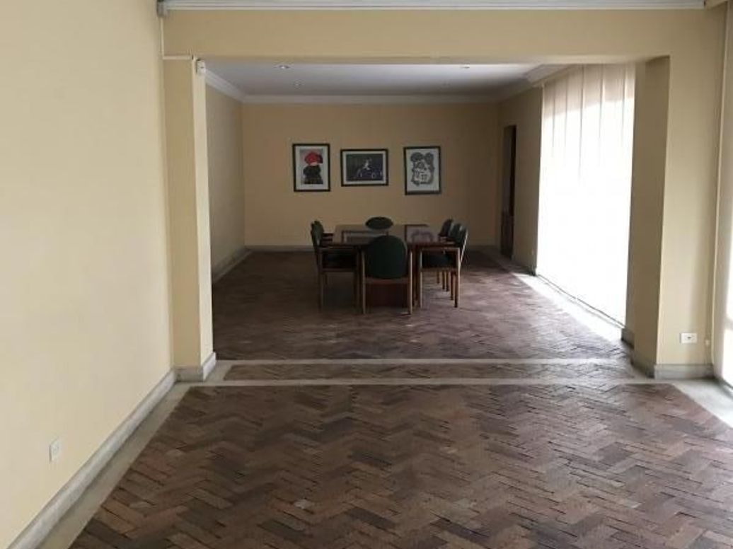 Apartamento de 3 alcobas en venta en Chico Norte Et. Ii, Bogotá, 269 m² · foto 3 de 11