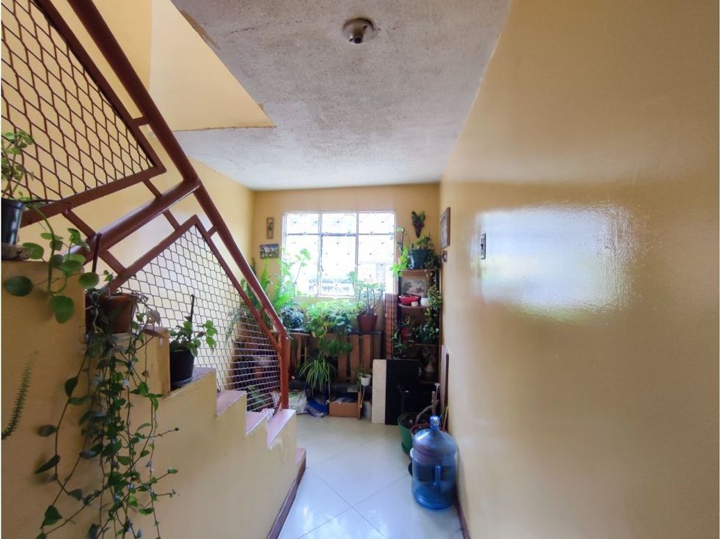 Casa de 6 alcobas en venta en Santa Rita, Bogotá, 260 m² · foto 14 de 20